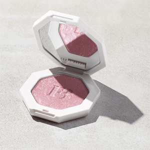 Fenty beauty highlighter Full size