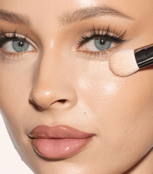 Huda Beauty - CONCEAL & UNDEREYE BUFF BRUSH