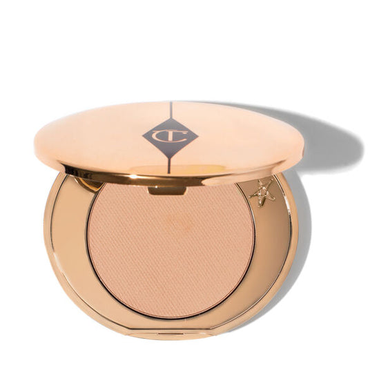 Full size size Charlotte Tilbury Magic Vanish Colour Corrector shade fair pale contains 2.5 grams